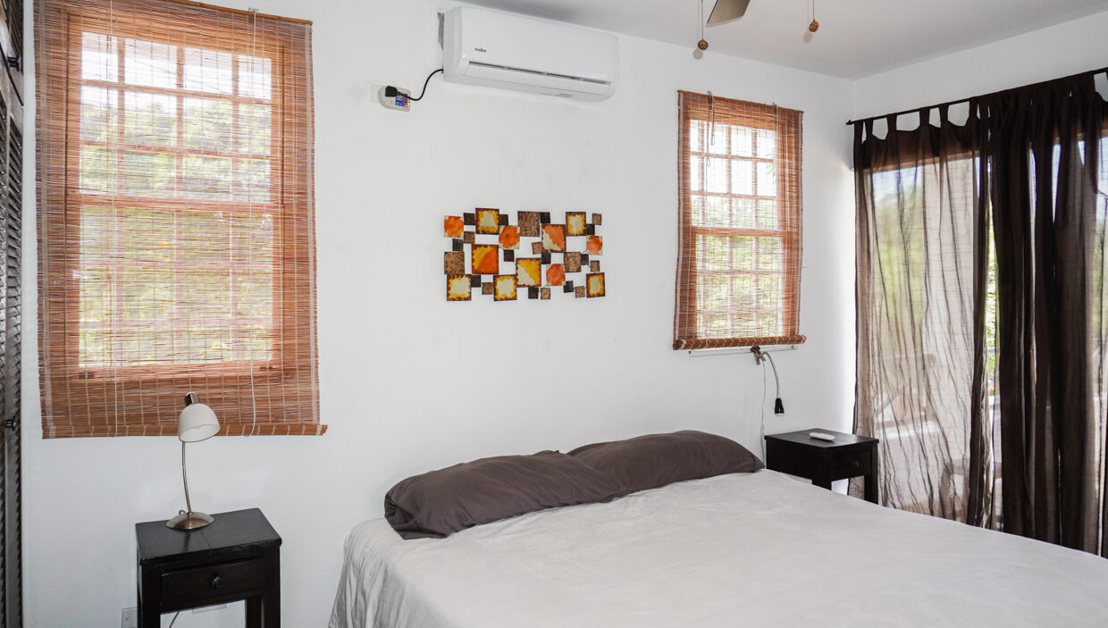 Casa Dos hermanos For Sale in San Carlos-16