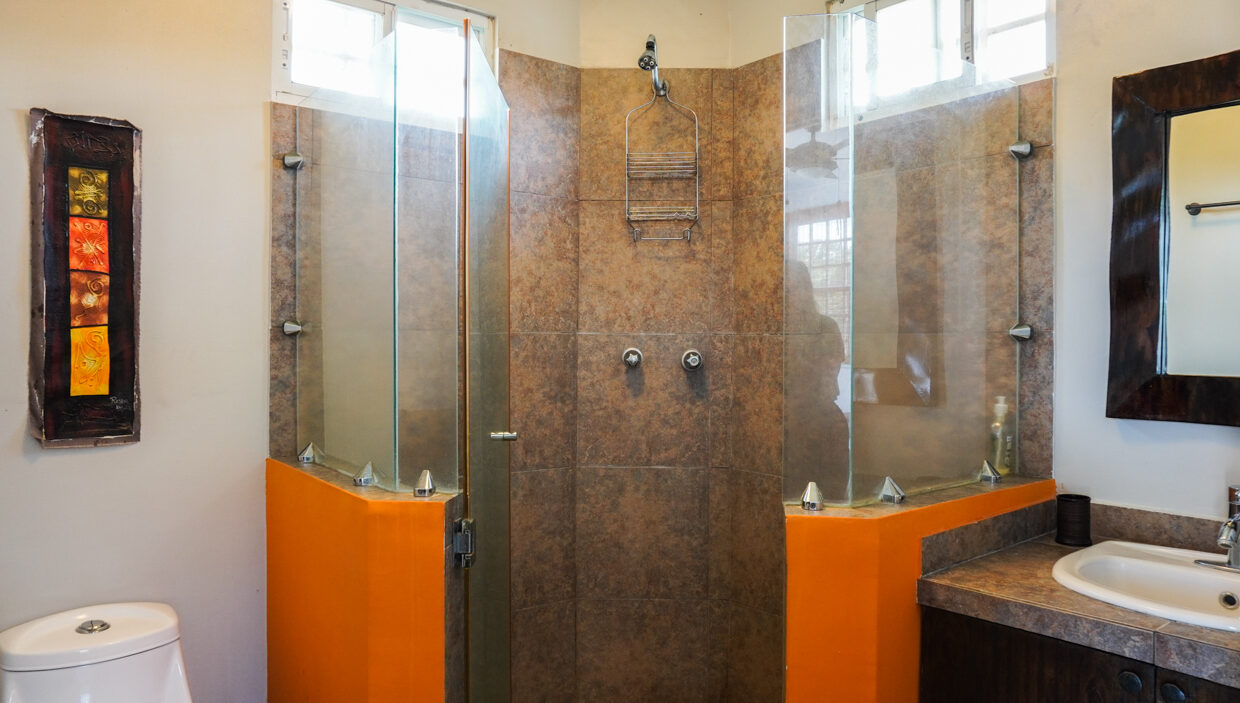 Casa Dos hermanos For Sale in San Carlos-18