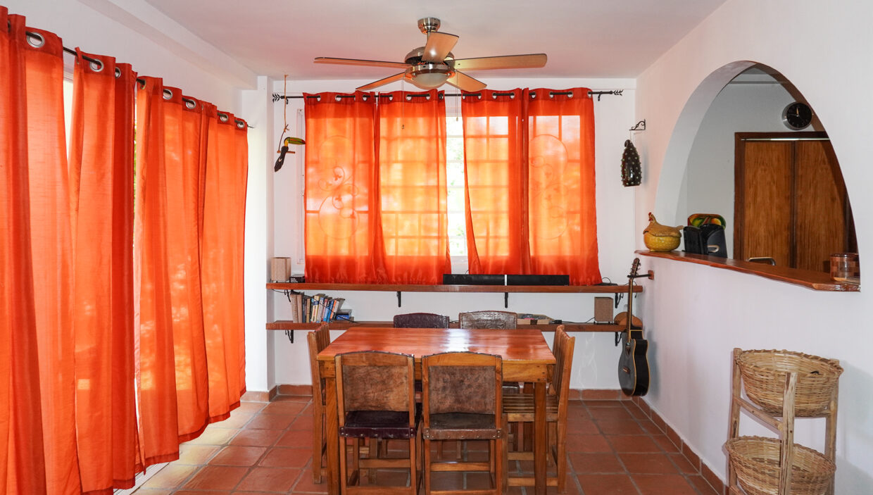 Casa Dos hermanos For Sale in San Carlos-31