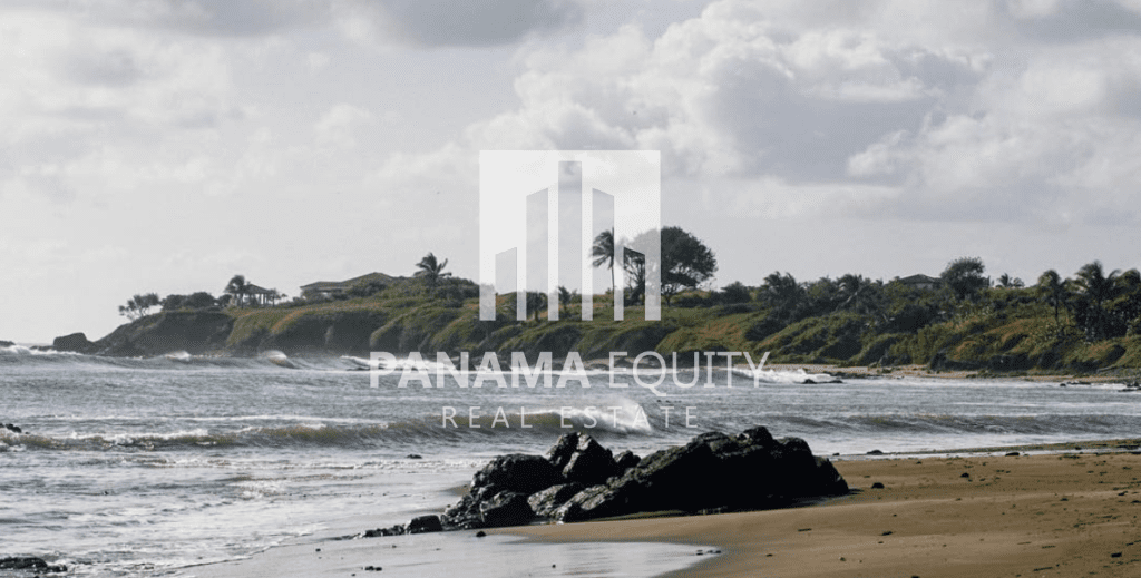 Playa-del-toro-best-beaches-pedasi (1)