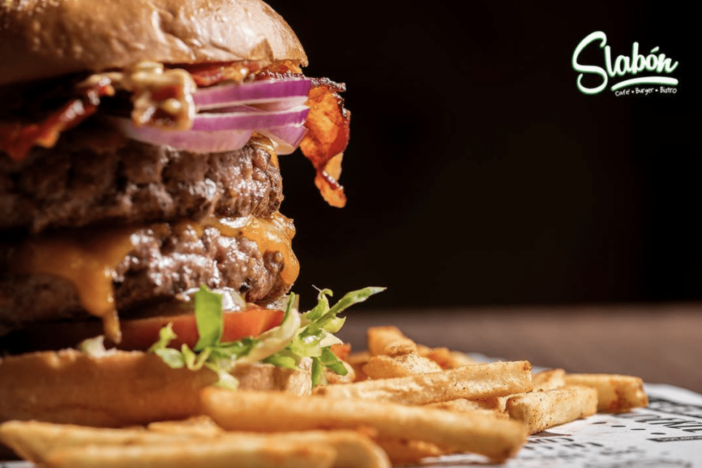 slabon-cafe-burger-panama
