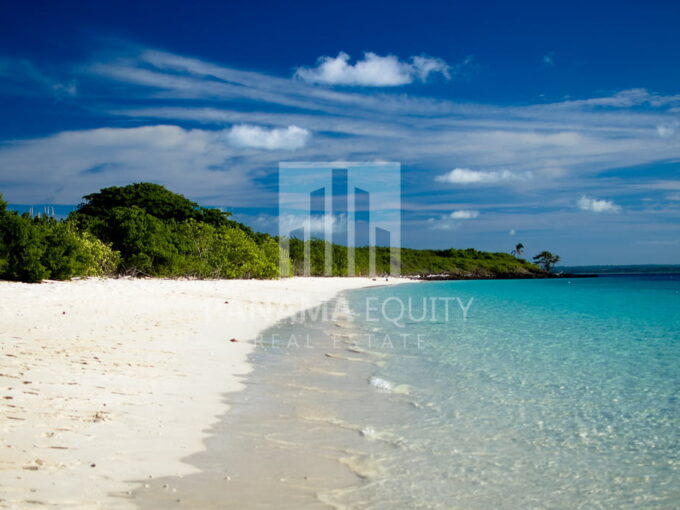 beach locations in panama - pedasi