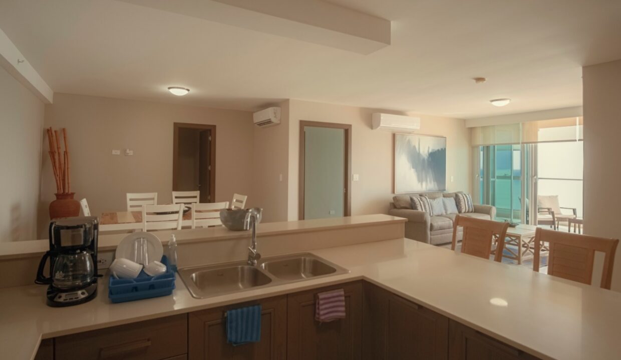 lighthouse tower playa blanca panama condos for sale (11)