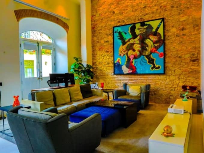 casa mendez panama san felipe condo for sale