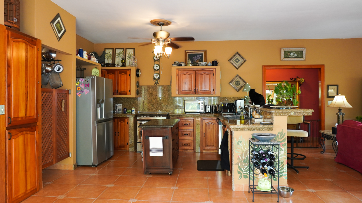 Valencia for Sale in Altos del Maria, Panama-15