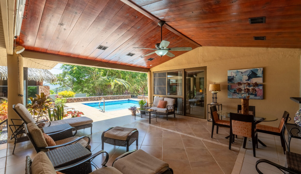 Altos del maria property for sale