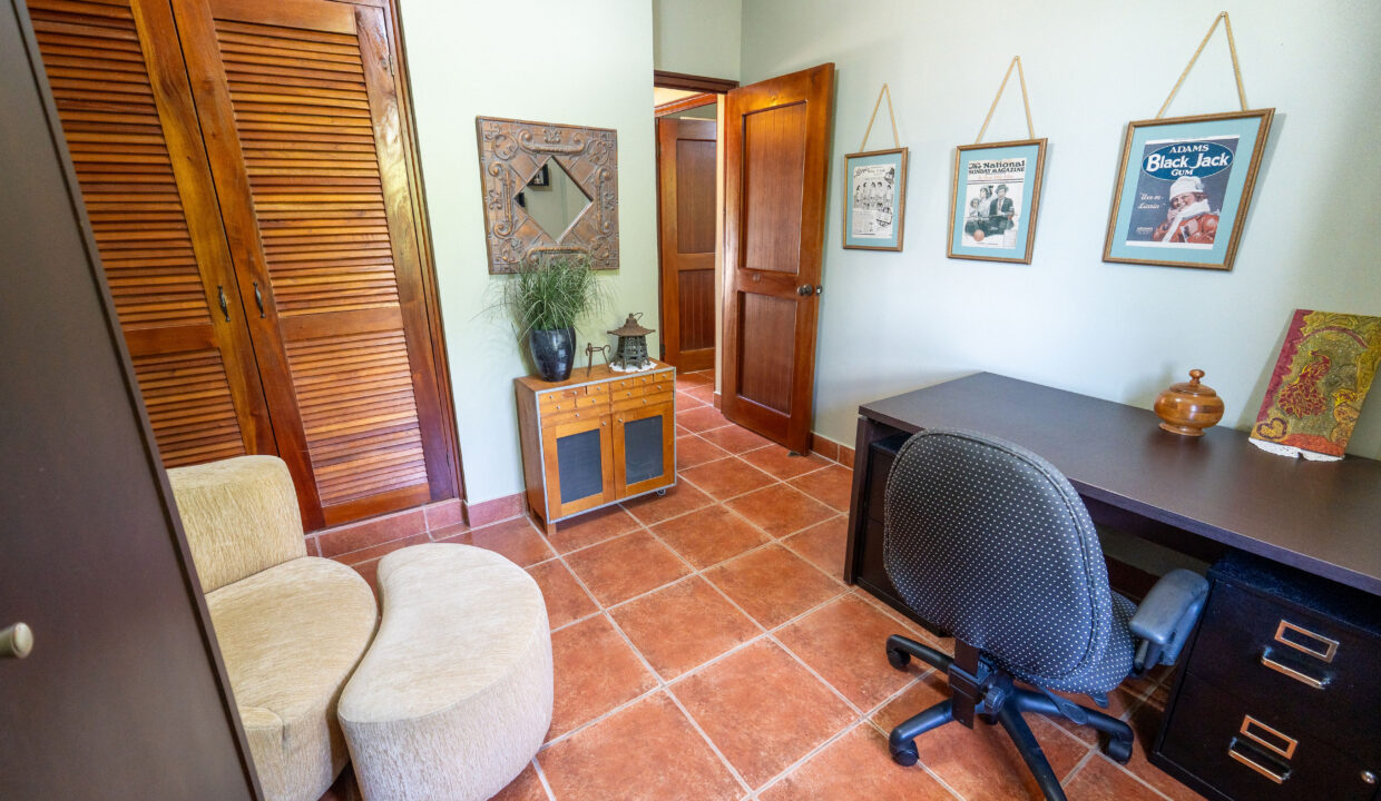 Altos del maria property for sale