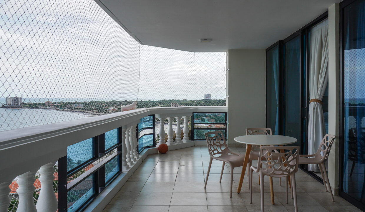 Two-Bedroom Coronado Country Club For Sale-11