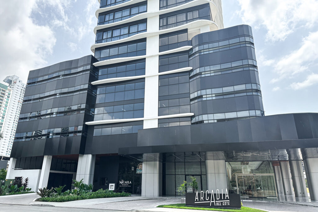 Image of the outside of the building at Arcadia