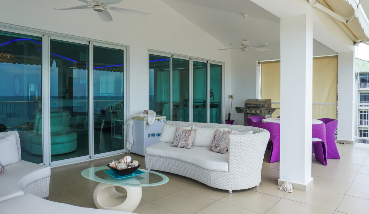 Oceanfront Bijao Penthouse for Sale