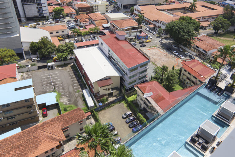 Image of the views of Bella Vista from Nuovo