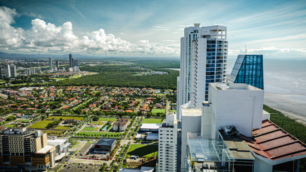 Image of the views of costa del este from tagua