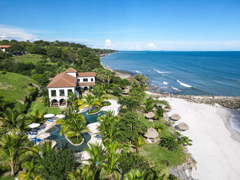 Image of the beach resort at Ensenada with views of the ocean and greenery