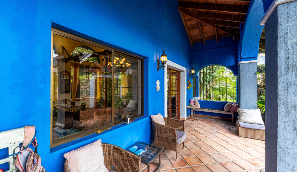 Colonial Mountain Villa For Sale in El Valle Panama