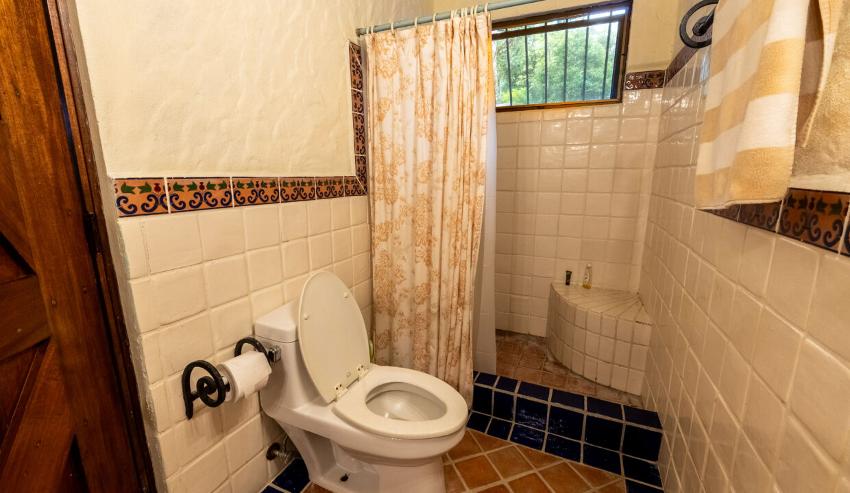 Colonial Mountain Villa For Sale in El Valle Panama