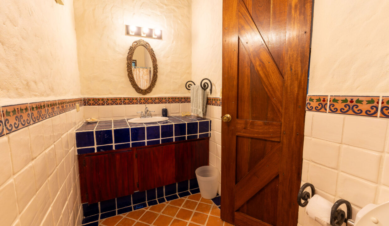 Colonial Mountain Villa For Sale in El Valle Panama