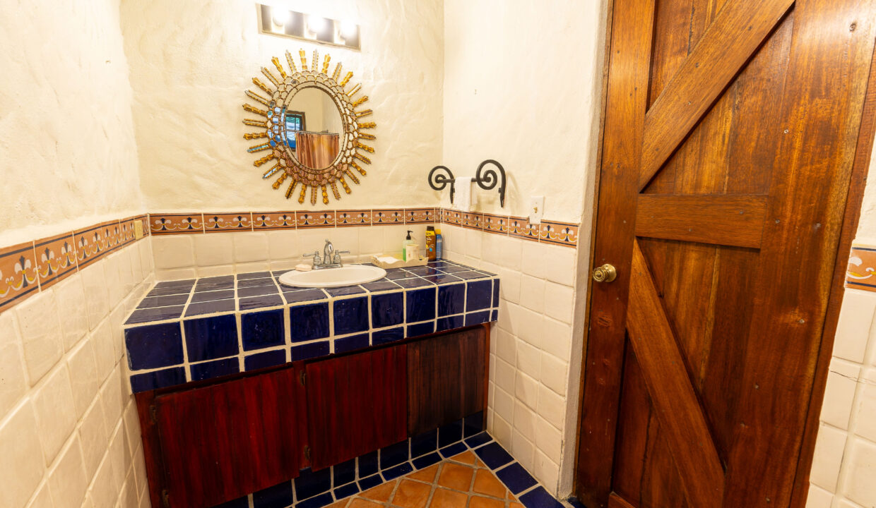 Colonial Mountain Villa For Sale in El Valle Panama