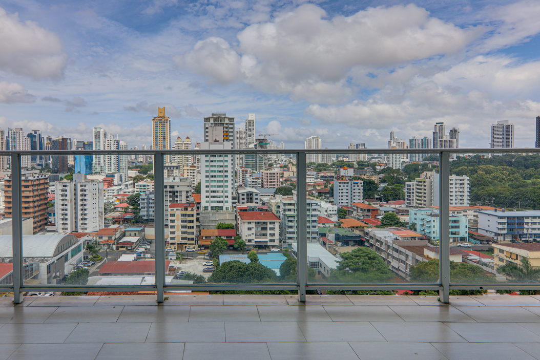 Image of the balcony with city views in this condo in Quadrat in San Francisco