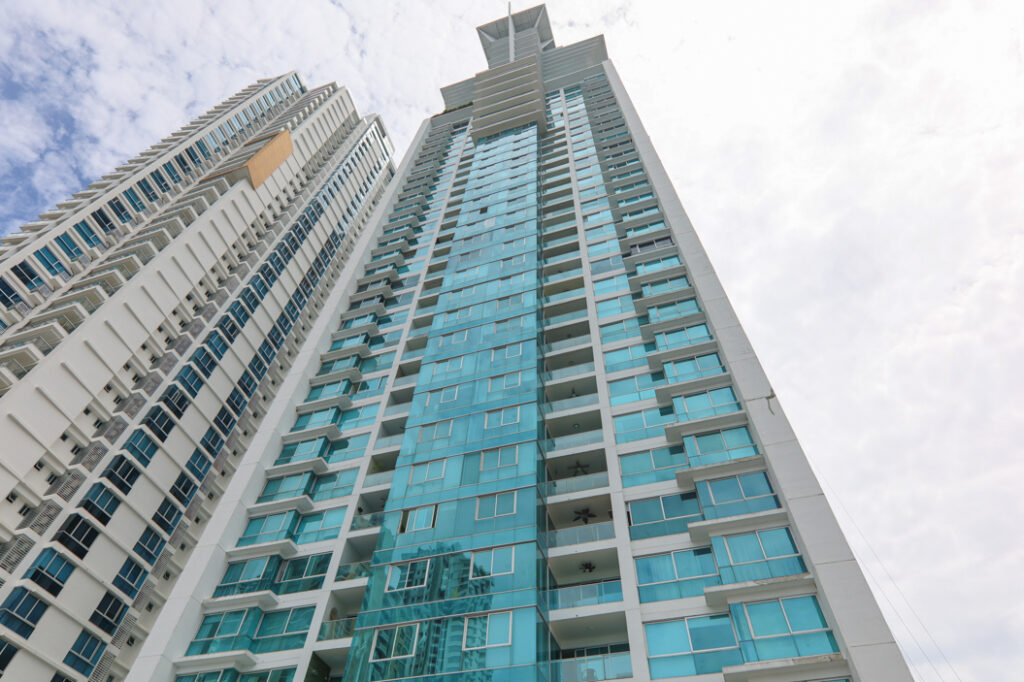 Image of the outside of the Titanium building in Coste del Este