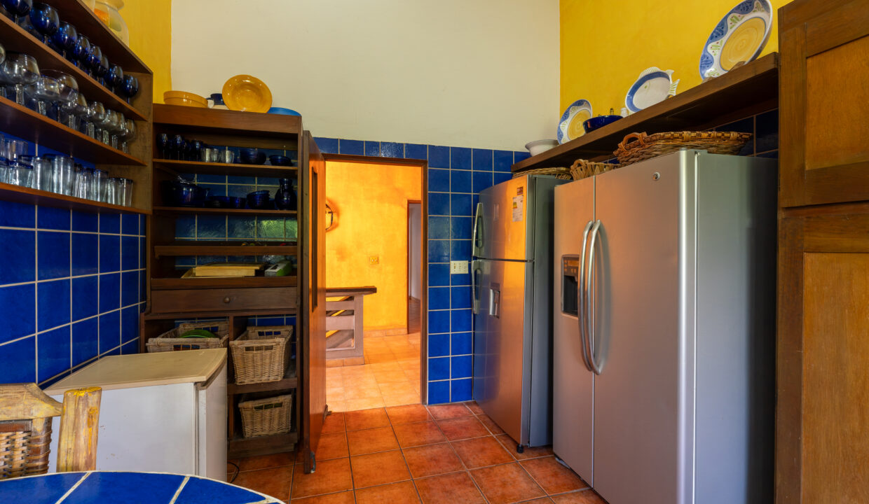 Oceanfront villa for sale in playa malibu