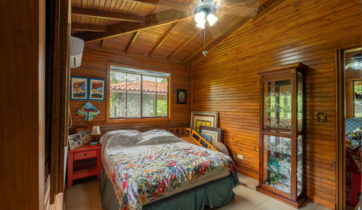 Three-Bedroom Home for Sale in El Valle