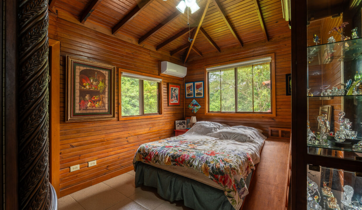 Three-Bedroom Home for Sale in El Valle