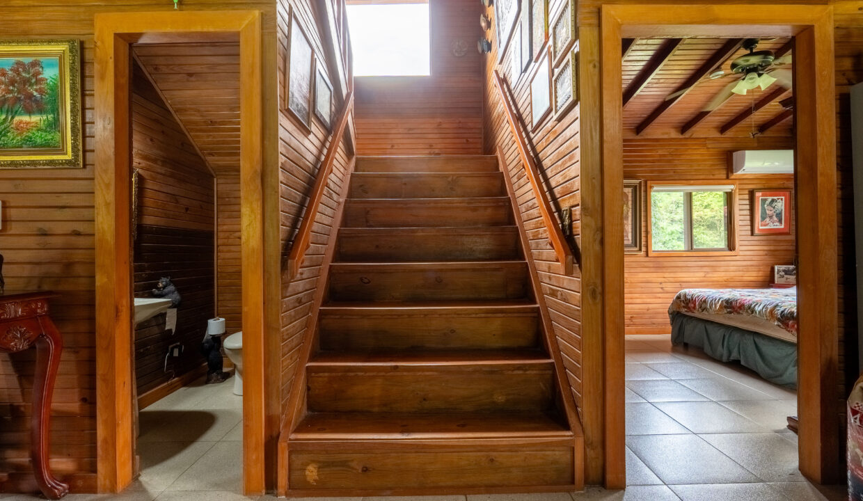 Three-Bedroom Home for Sale in El Valle