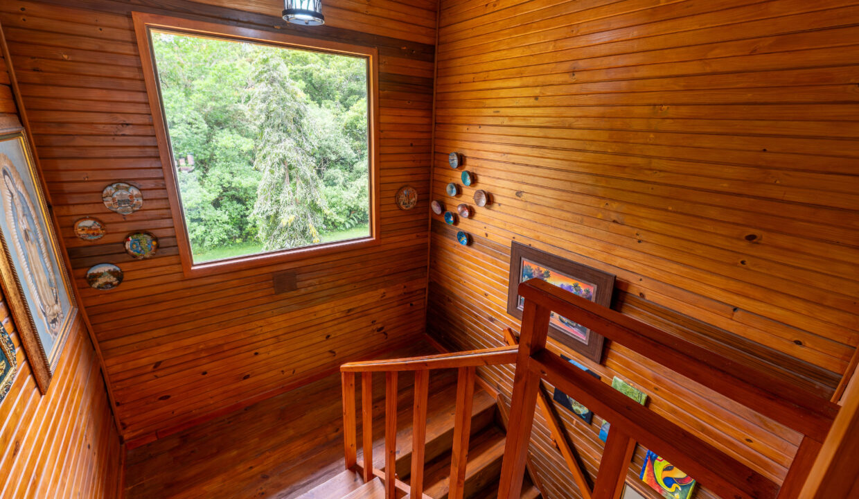 Three-Bedroom Home for Sale in El Valle