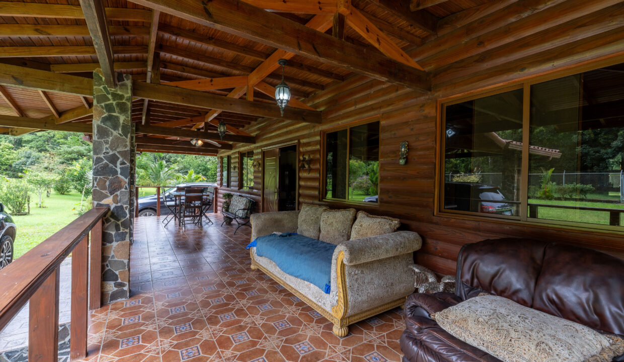 Three-Bedroom Home for Sale in El Valle