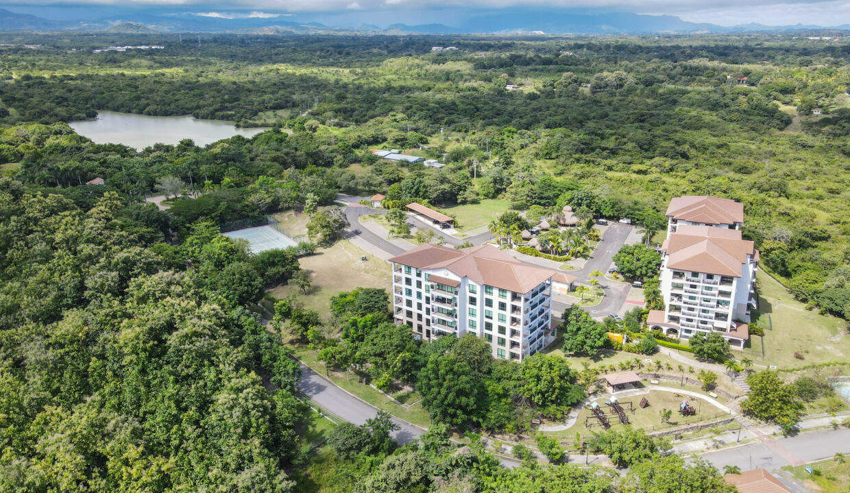 Galeones Ensenada San Carlos Panama condo for sale