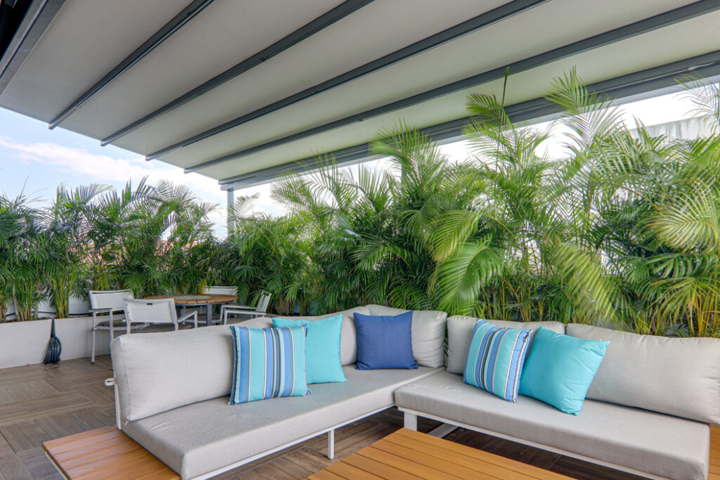 Image of terrace in Star & Herald