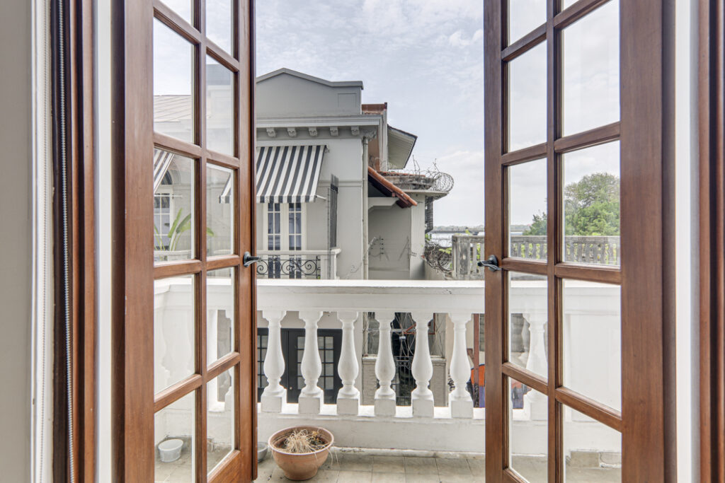 Image of balcony in this condo in Star & Herald