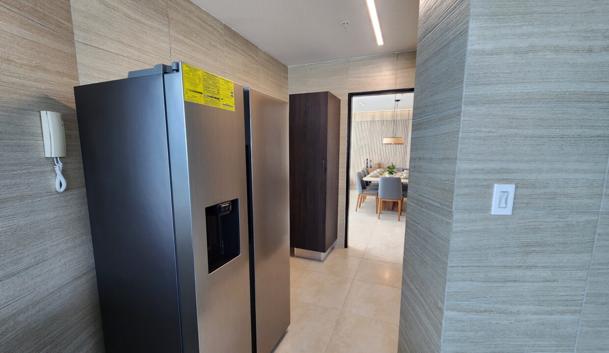 Ocean Waves Gorgona Panama loft for sale