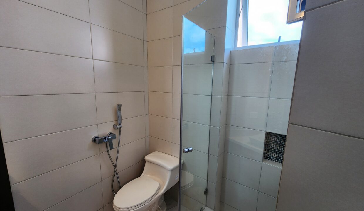 Ocean Waves Gorgona Panama loft for sale