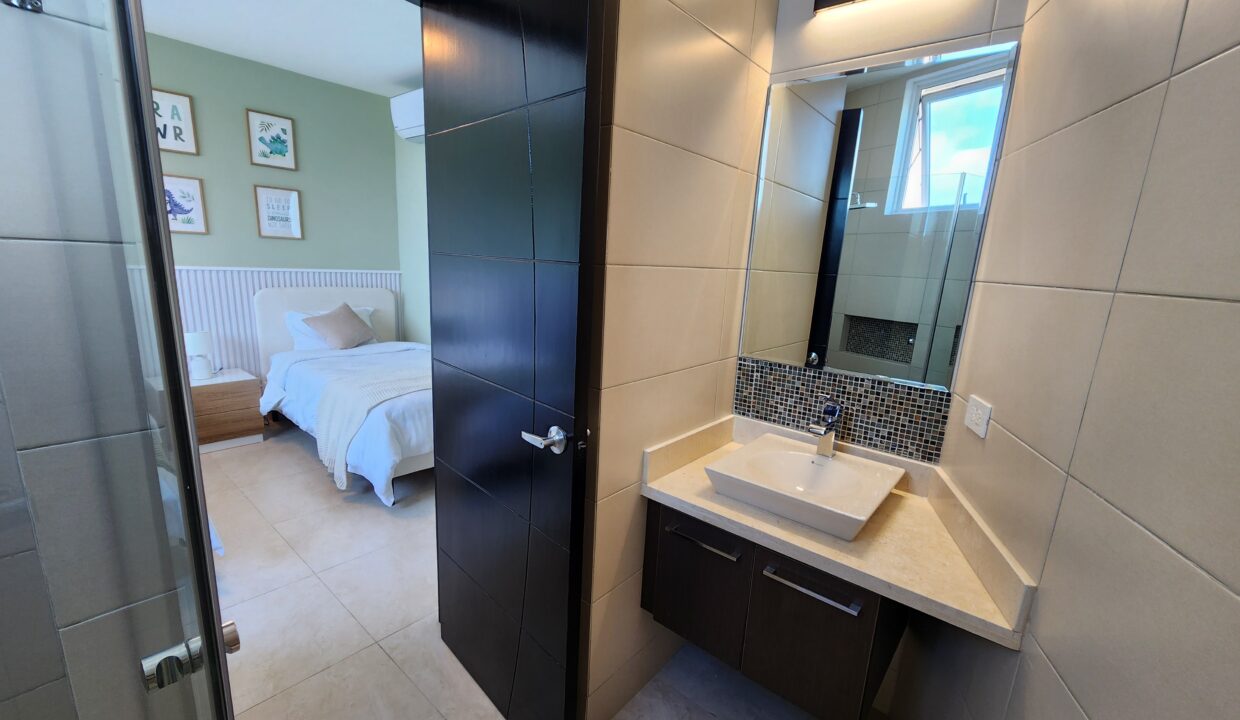 Ocean Waves Gorgona Panama loft for sale