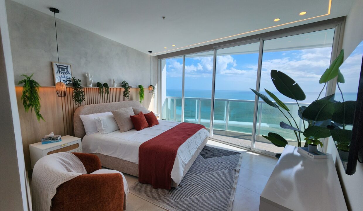 Ocean Waves Gorgona Panama loft for sale