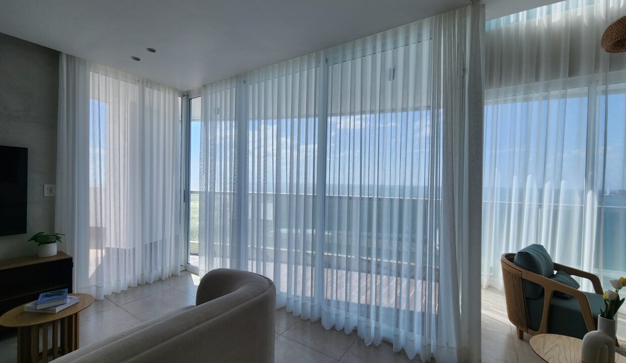 Ocean Waves Gorgona Panama loft for sale