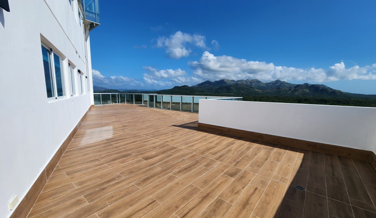 Ocean Waves Gorgona Panama loft for sale