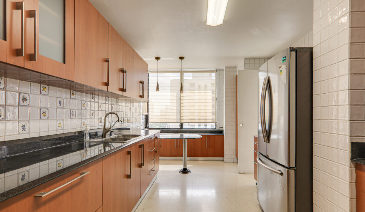 La Ronda Obarrio Panama condo for sale