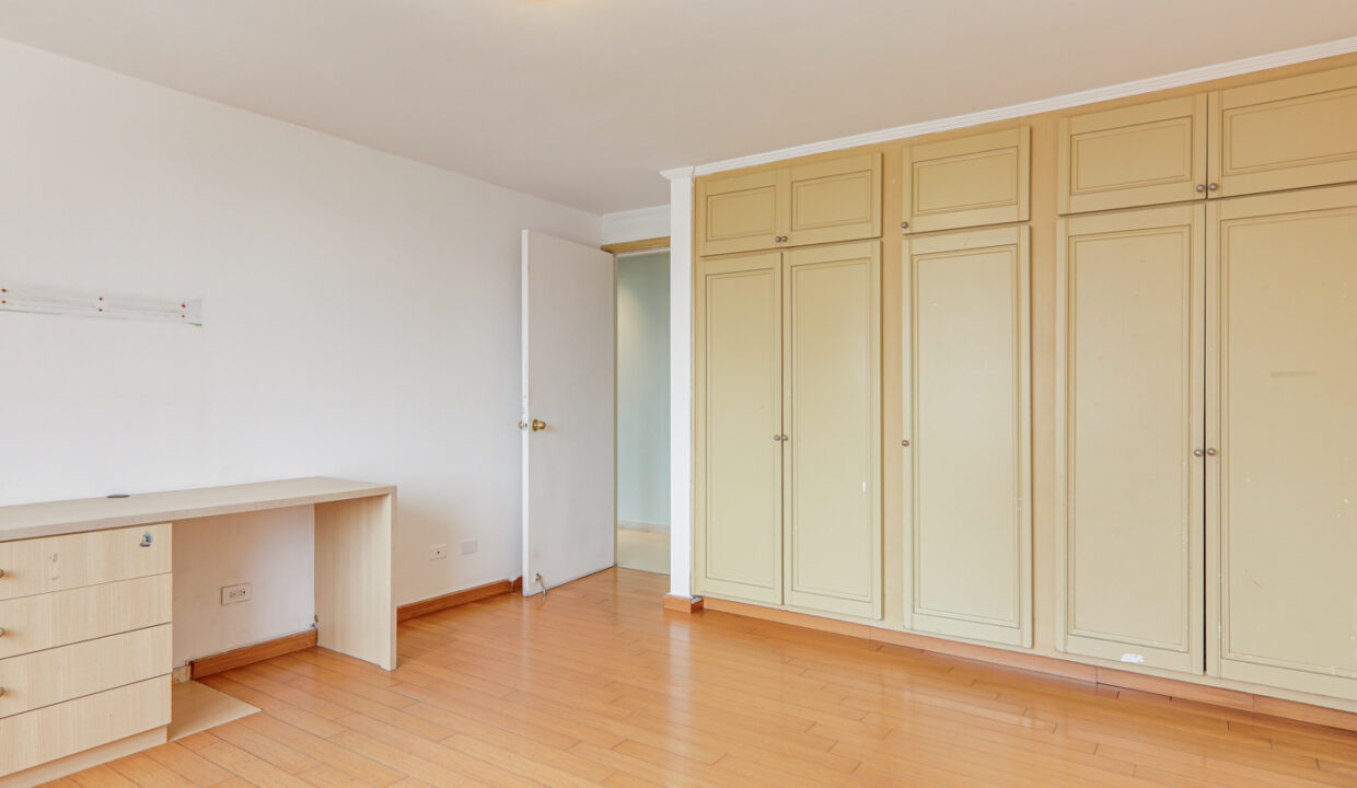 La Ronda Obarrio Panama condo for sale