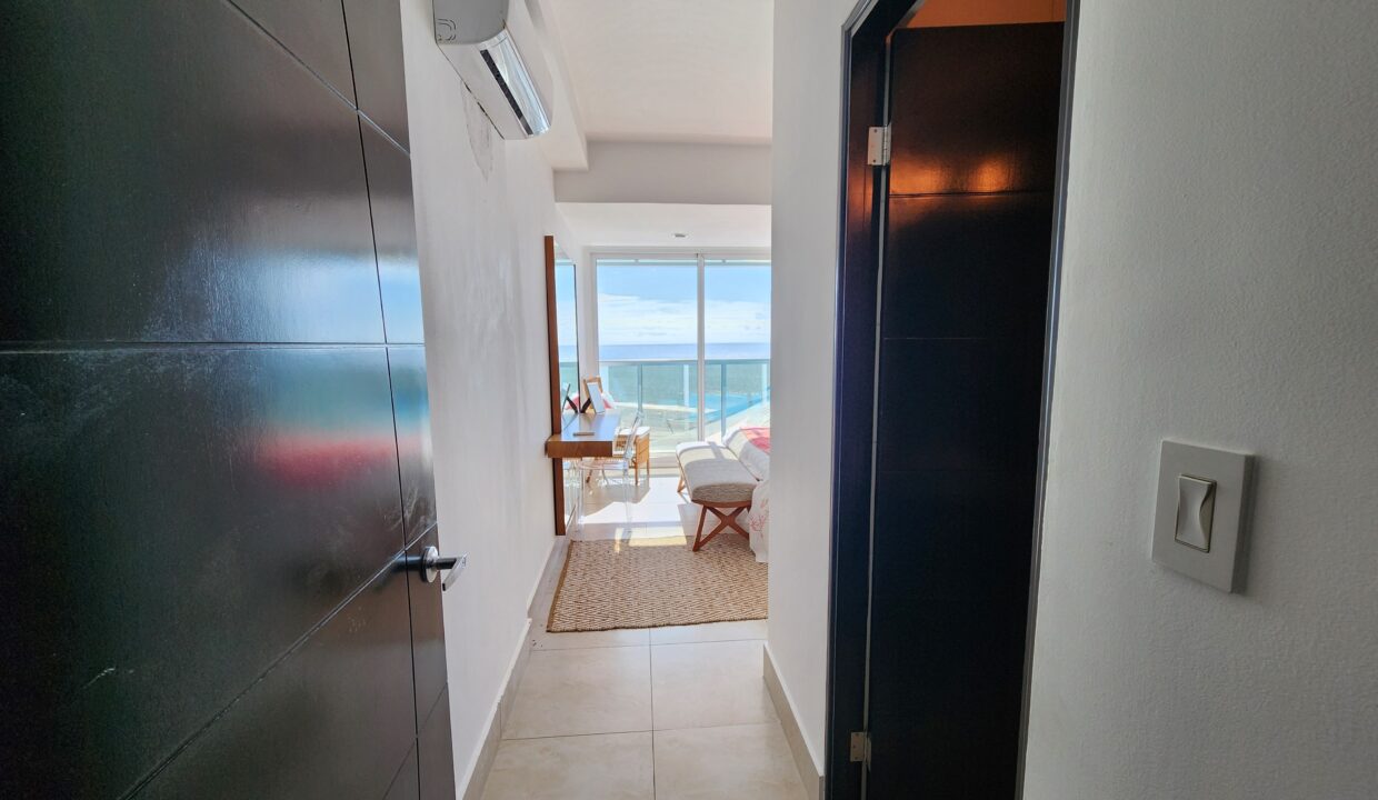 Oceanfront Ocean Waves Gorgona Panama condo for sale