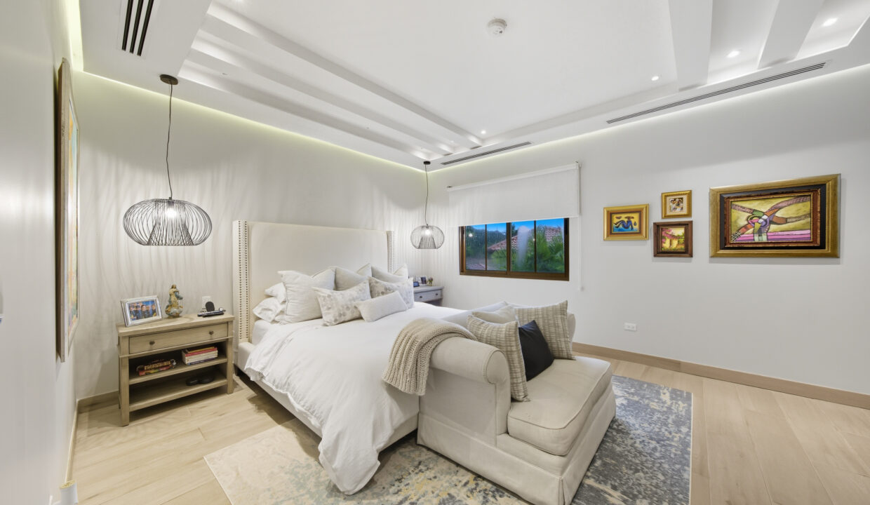 Los Senderos de Camino de Cruces