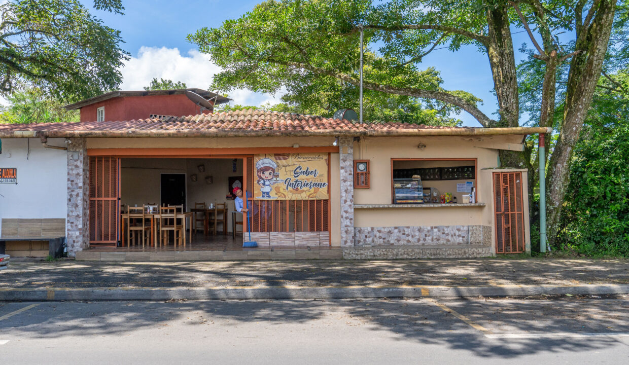 Mixed use property for sale in downtown El Valle for sale