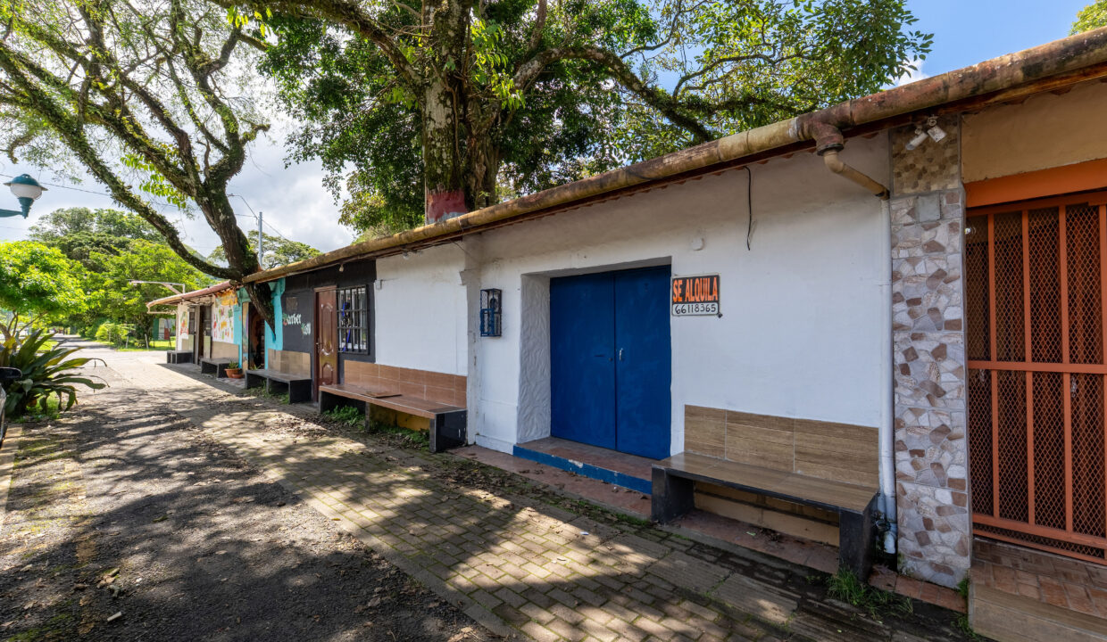 Mixed use property for sale in downtown El Valle for sale
