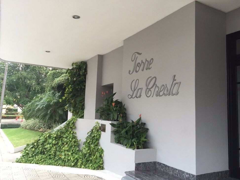 Ground floor exterior view of Torre La Cresta