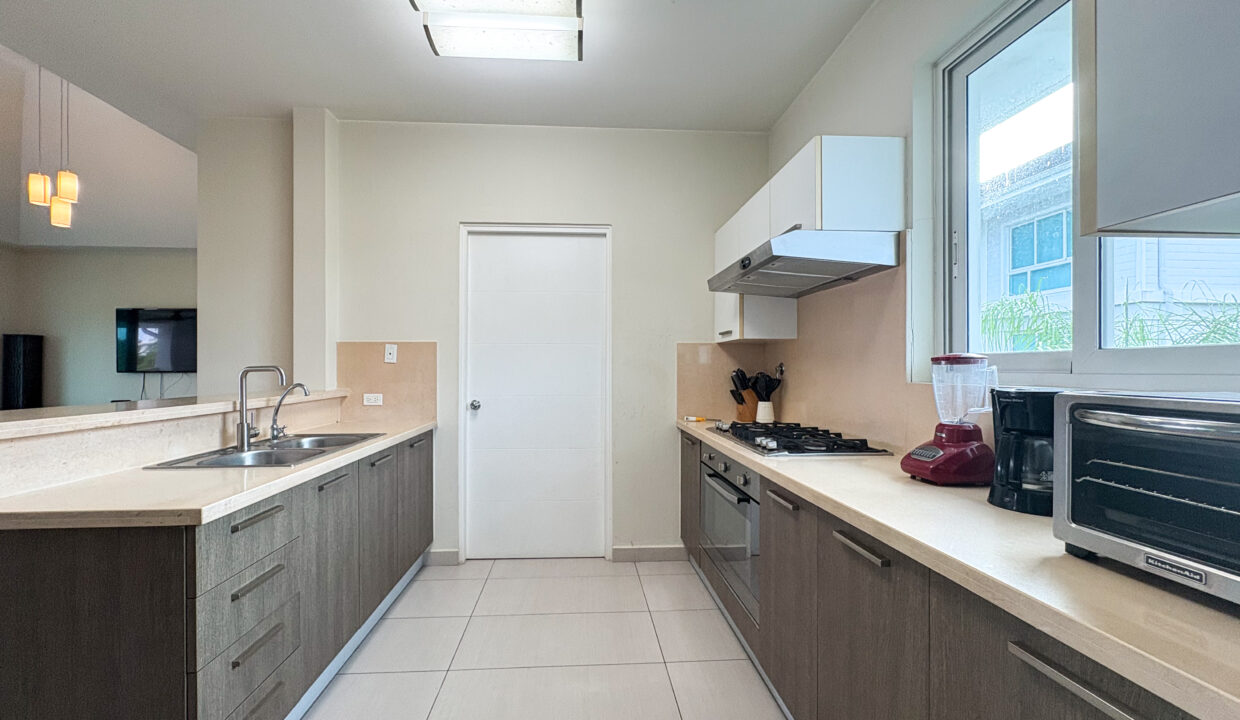 Quarry Heights Bijao Panama condo for sale