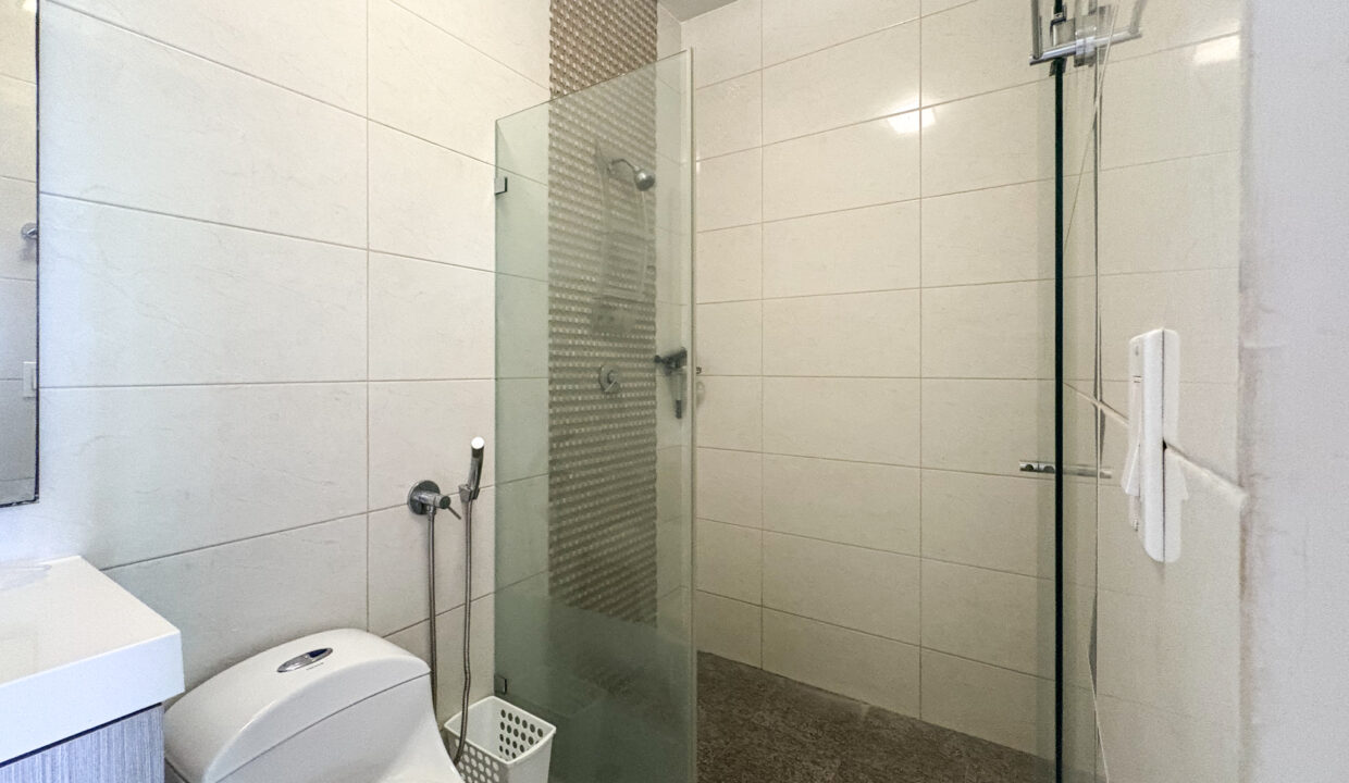 Quarry Heights Bijao Panama condo for sale