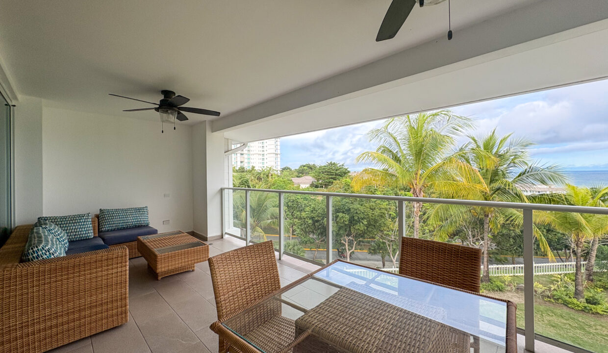 Quarry Heights Bijao Panama condo for sale