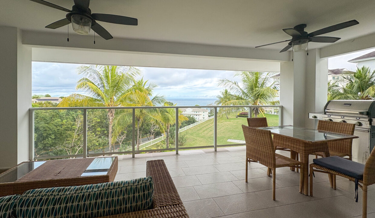 Quarry Heights Bijao Panama condo for sale