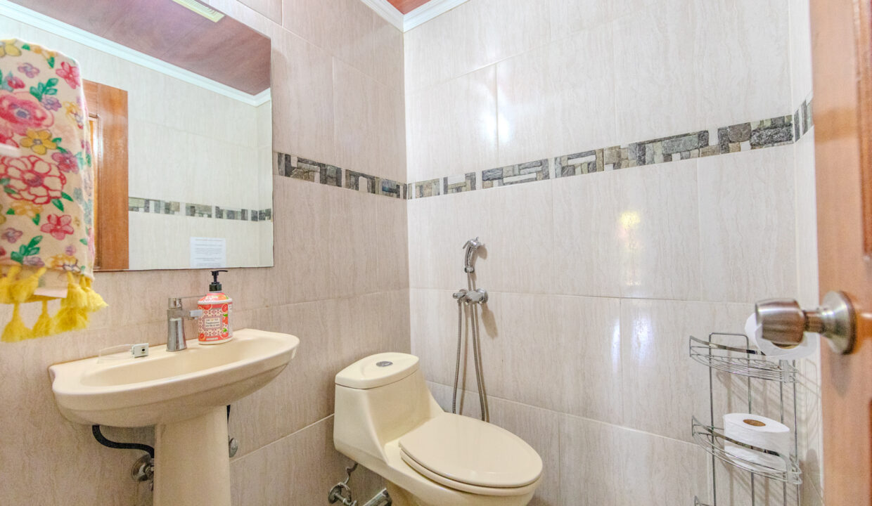 Turnkey Bed & Breakfast for Sale in Coronado